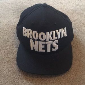 Great Brooklyn Nets Cap Black & White